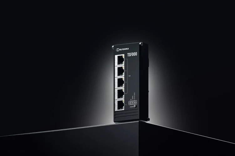 Switch przemysłowy Teltonika TSF000 PoE+ 4× PoE / 5× Ethernet 10/100 | IP30