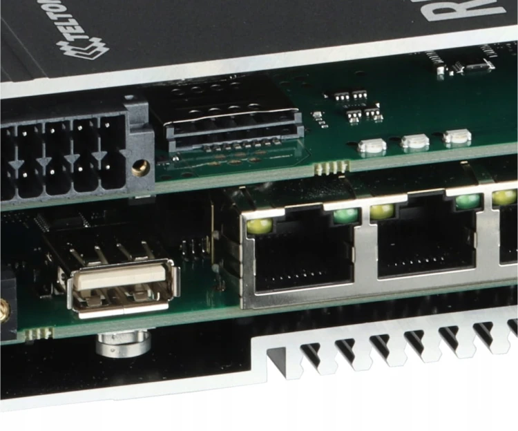 Router 5G przemysłowy Teltonika RUTM55 3.4 Gbps, Dual SIM, RS232/RS485,VPN