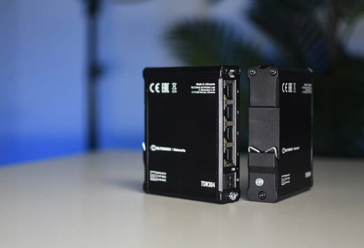 Switch TELTONIKA TSW304 9-40V na Szynę DIN